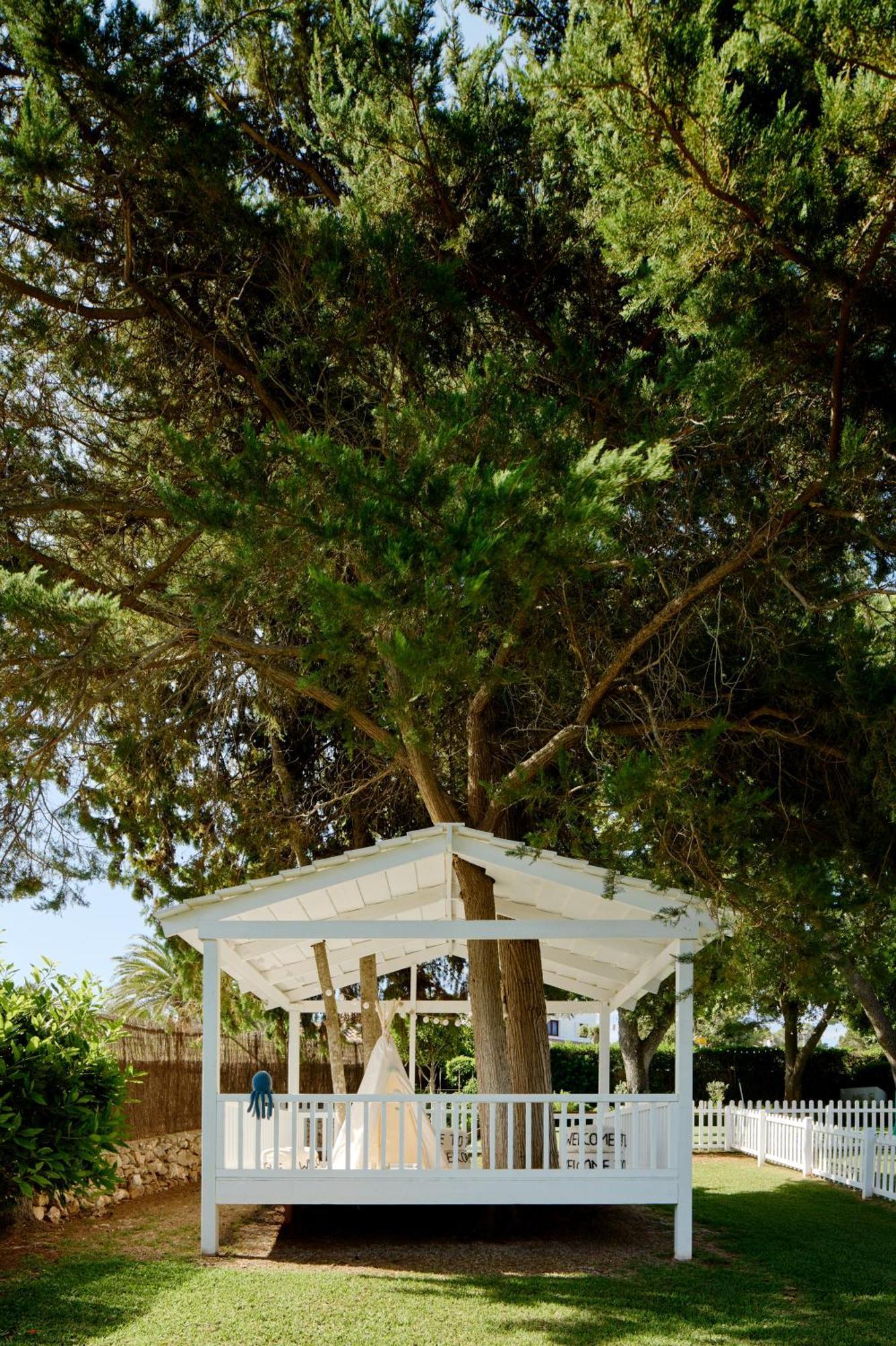 Отель Melia Cala Galdana Кала-Галдана Экстерьер фото A sukkah in Jerusalem