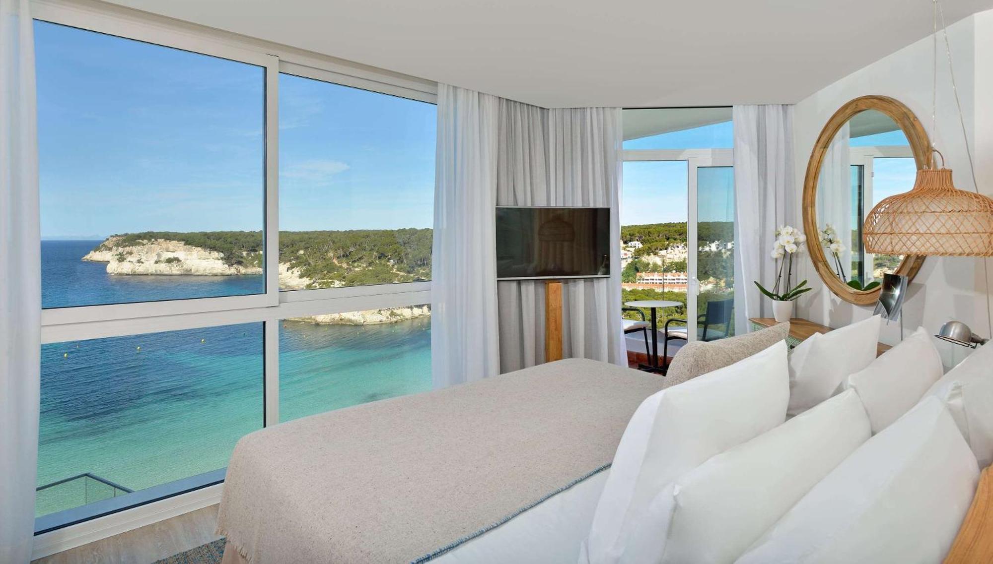 Отель Melia Cala Galdana Кала-Галдана Экстерьер фото A room at the hotel